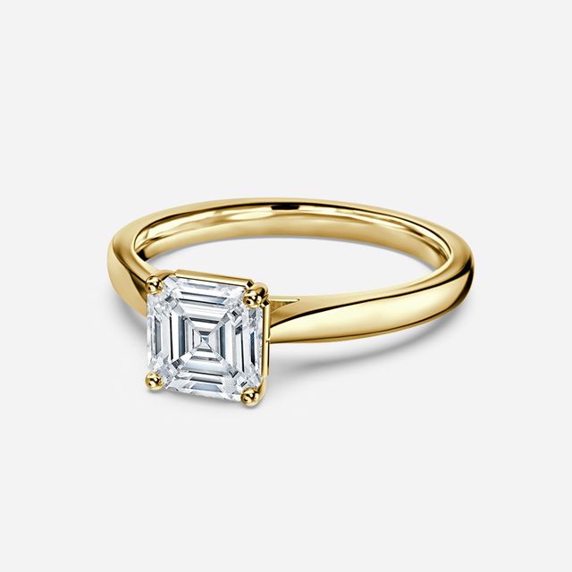 Serena Yellow Gold Solitaire Engagement Ring