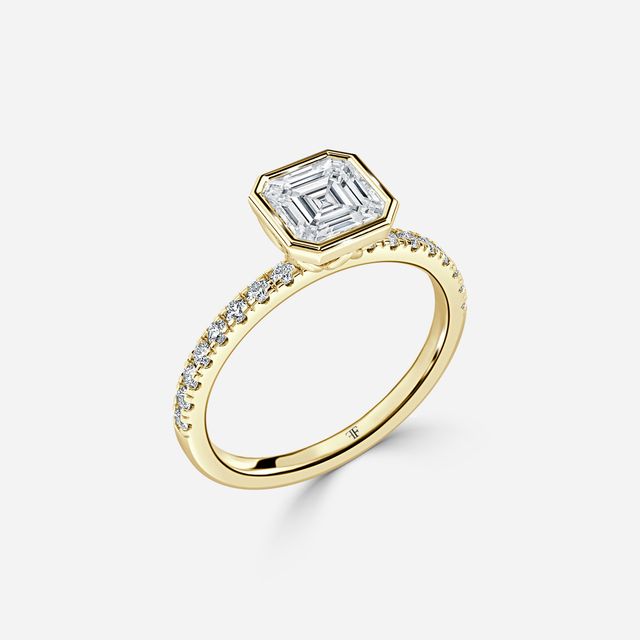 Lyra Yellow Gold Engagement Ring