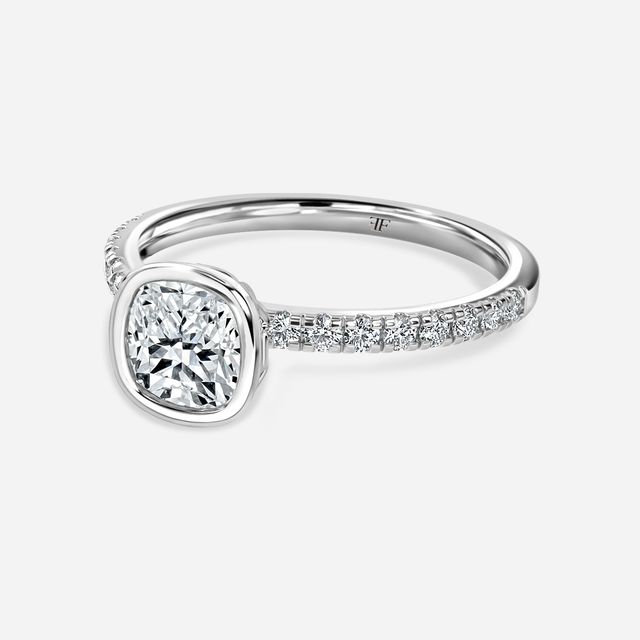 Lyra White Gold Engagement Ring