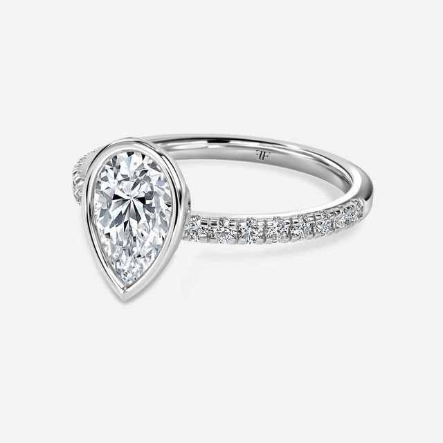 Lyra Platinum Engagement Ring