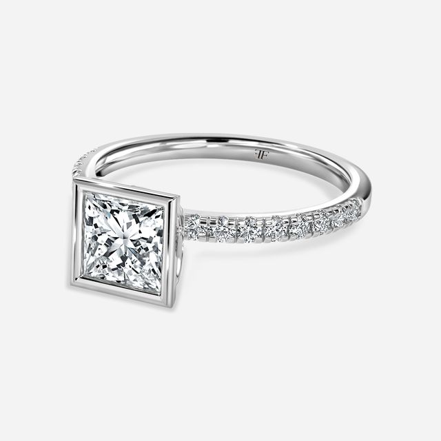 Lyra White Gold Engagement Ring