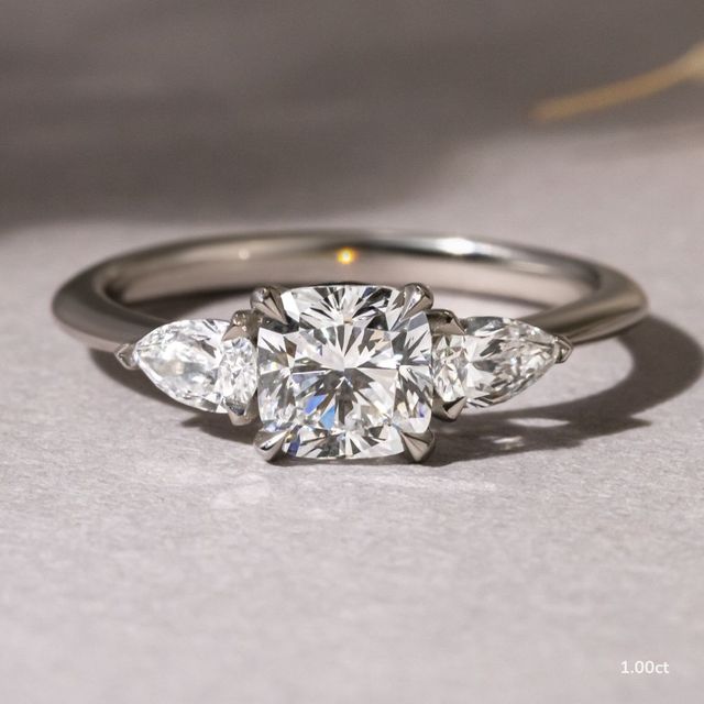 Vivian Platinum Engagement Ring