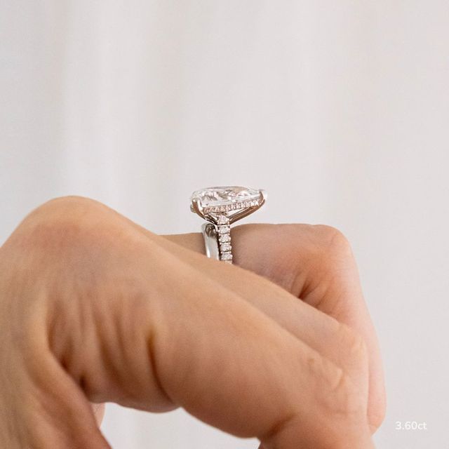Aisha Platinum Engagement Ring