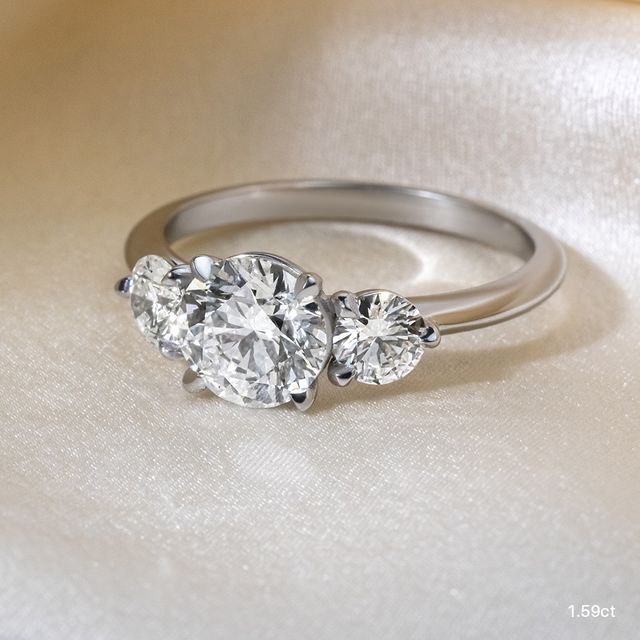Cairo White Gold Engagement Ring