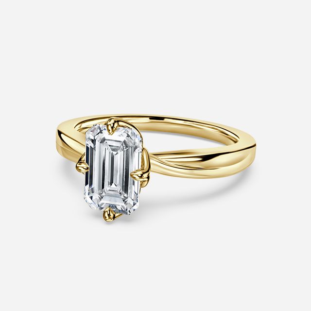 Vri Yellow Gold Flower Engagement Ring