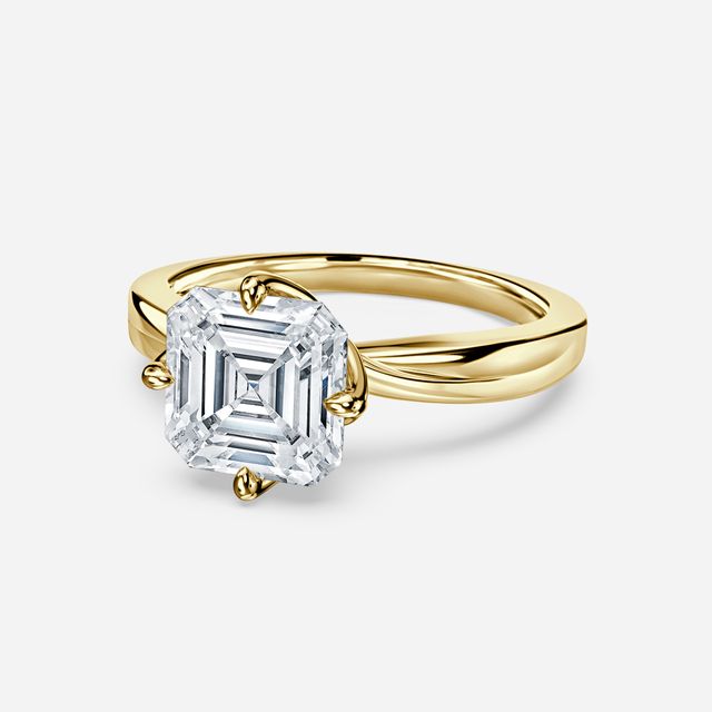 Vri Yellow Gold Solitaire Engagement Ring