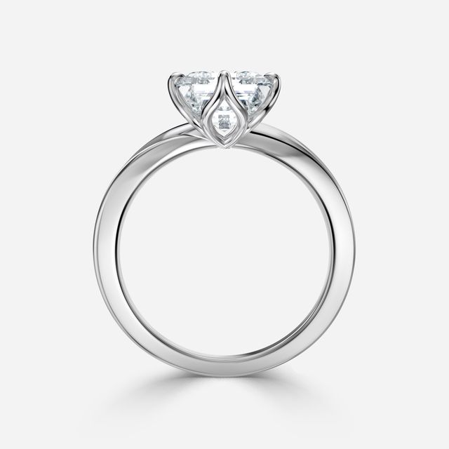 Vri White Gold Solitaire Engagement Ring