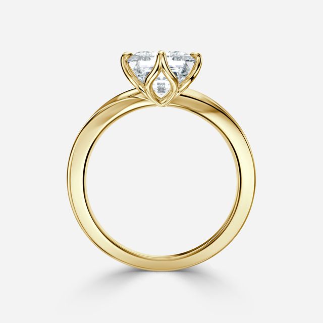 Vri Yellow Gold Solitaire Engagement Ring