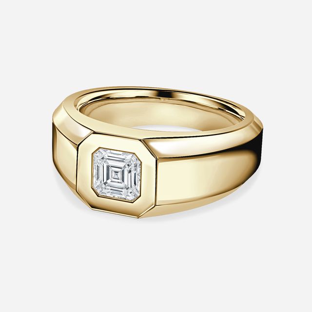 Bezel Set Men's Engagement Ring In Yellow Gold