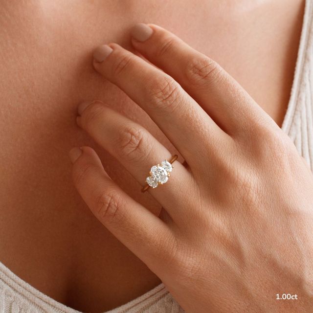 Daisy Yellow Gold Enagagement Ring