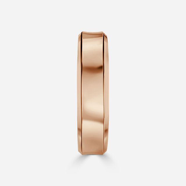 Concave Profile Wedding Ring In Rose Gold