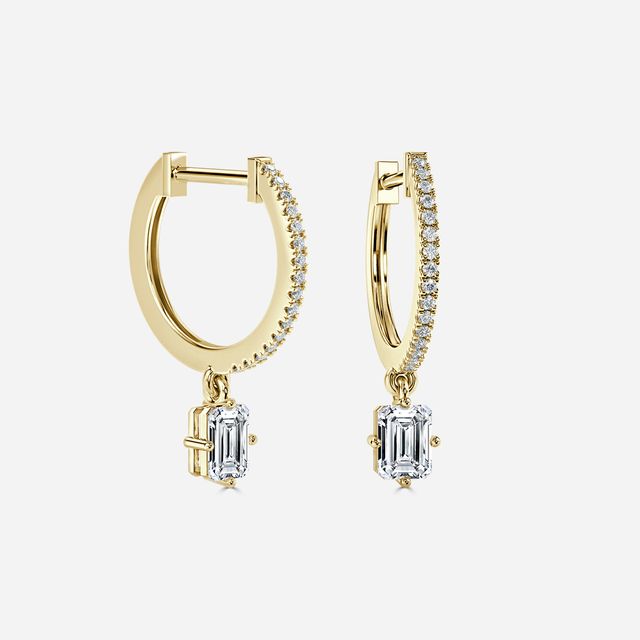 Sia Emerald Hoop Earring In Yellow Gold