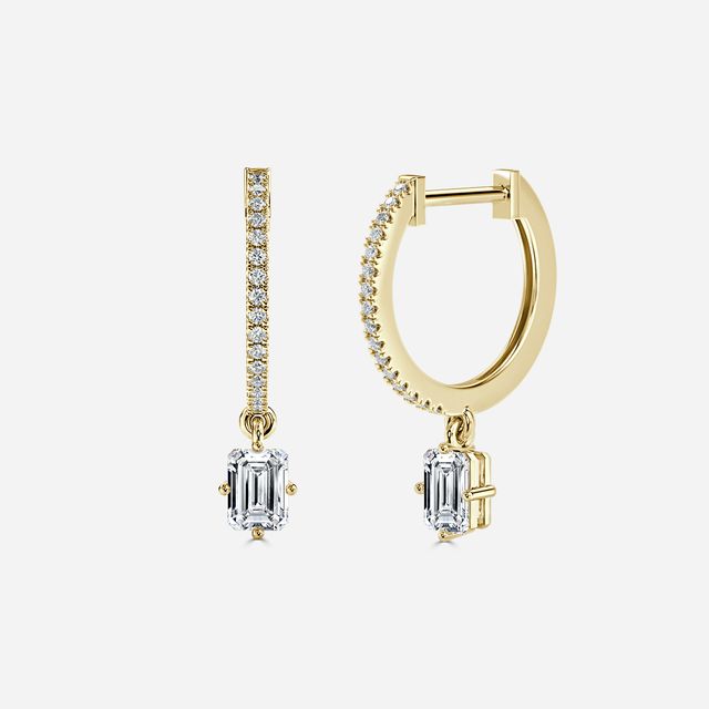 Sia Emerald Hoop Earring In Yellow Gold