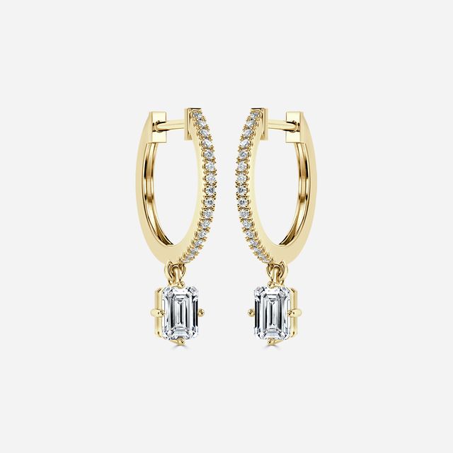Sia Emerald Hoop Earring In Yellow Gold