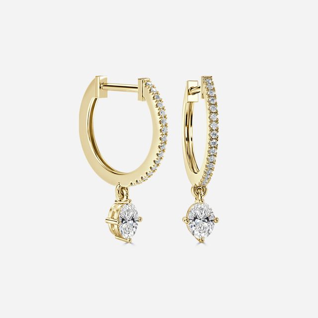 Sia Oval Hoop Earring In Yellow Gold