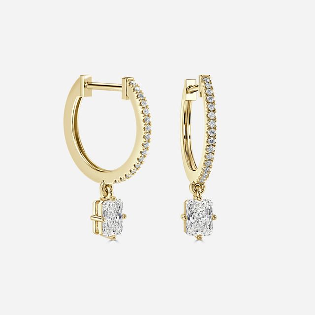 Sia Radiant Hoop Earring In Yellow Gold