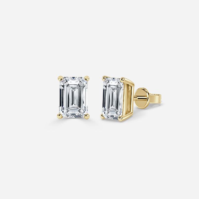 Emerald Cut Diamond Stud Earrings In Yellow Gold