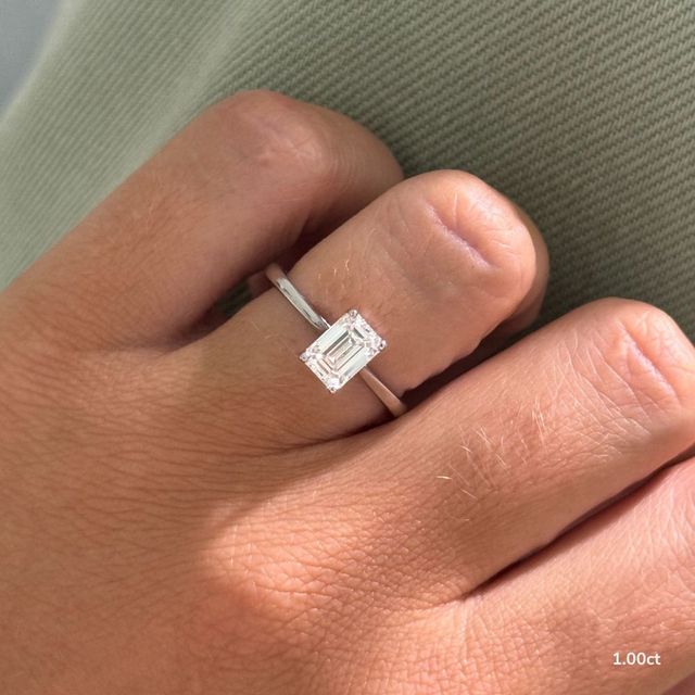Tulip Platinum Solitaire Engagement Ring