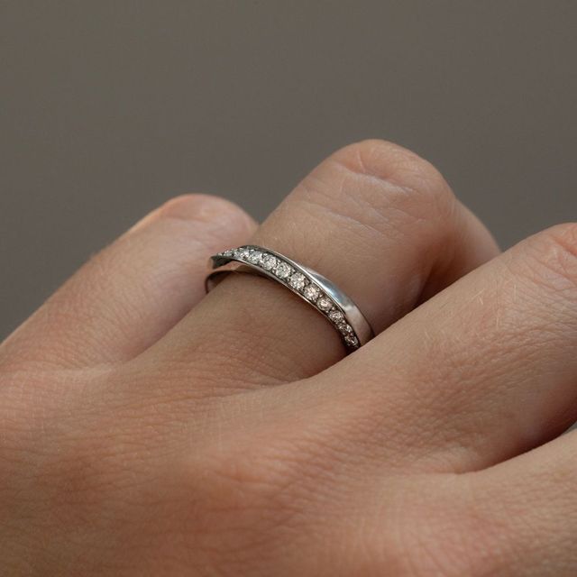 Charlize Grain Set Diamond Wedding Band In Platinum