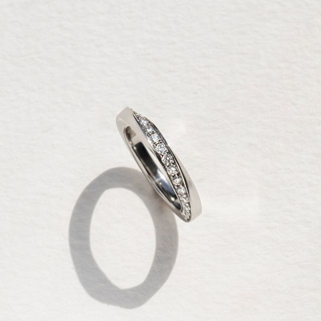 Charlize Grain Set Diamond Wedding Band In Platinum