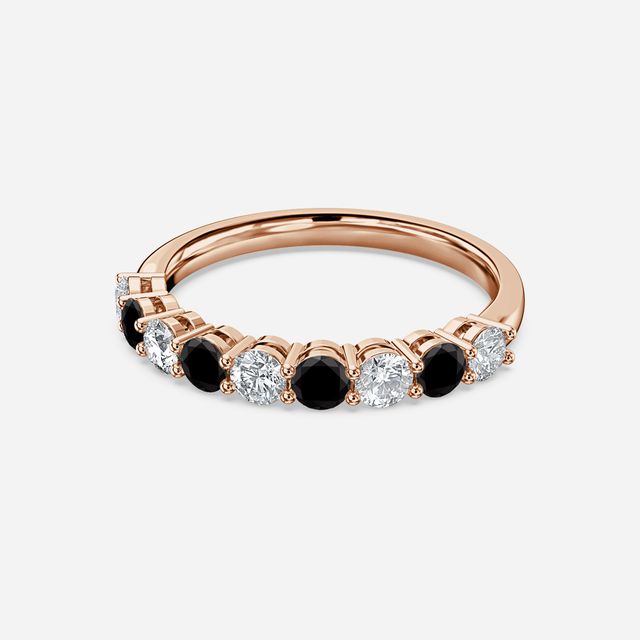 Black Diamond And Diamond Shared Single Claw Set In Rose Gold