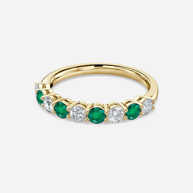 Green Emerald And Diamond Shared Single Claw Set In Yellow Gold