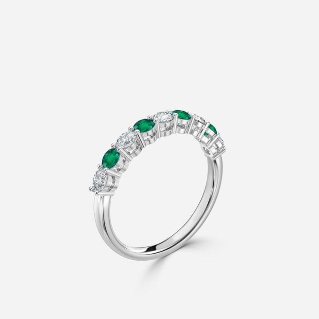 Green Emerald And Diamond Shared Single Claw Set In White Gold