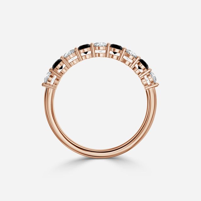 Black Diamond And Diamond Shared Single Claw Set In Rose Gold