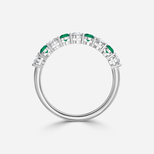 Green Emerald And Diamond Shared Single Claw Set In White Gold