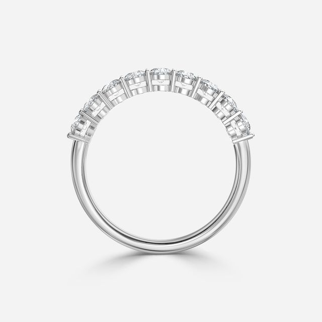 Shared Single Claw Set In White Gold