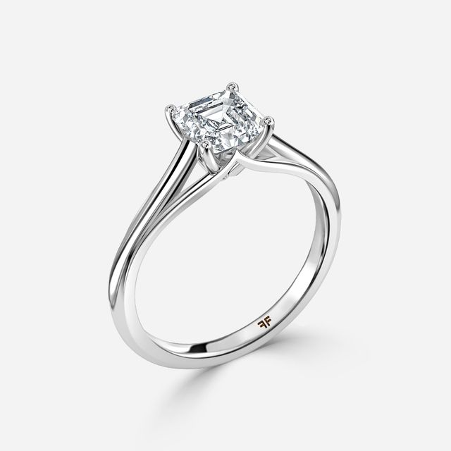 Olina White Gold Solitaire Engagement Ring