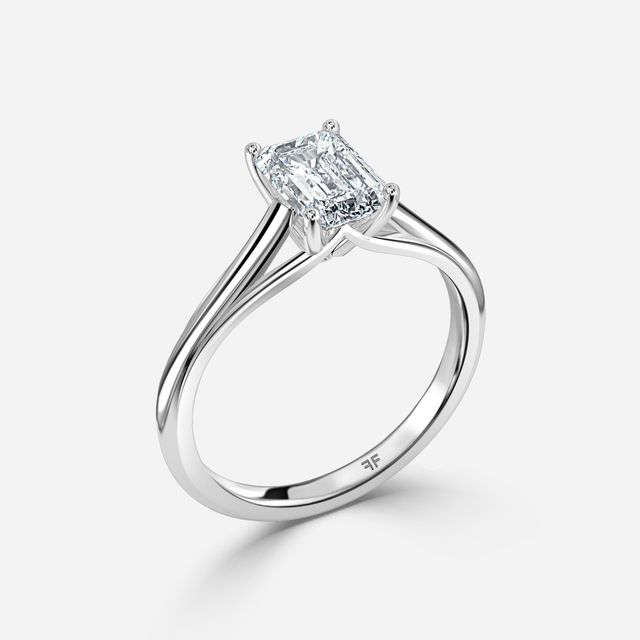 Olina White Gold Solitaire Engagement Ring