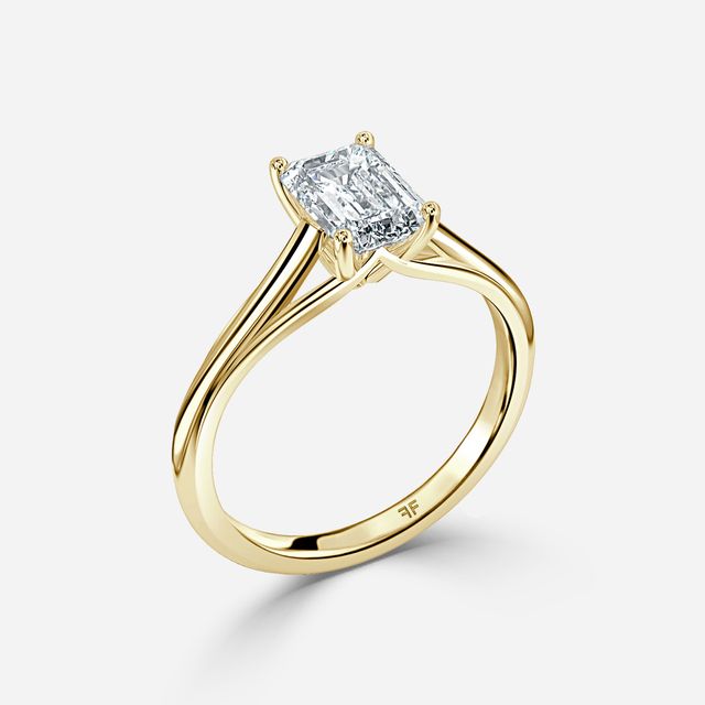 Olina Yellow Gold Solitaire Engagement Ring