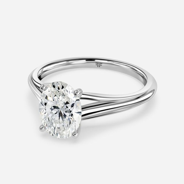 Olina Platinum Solitaire Engagement Ring