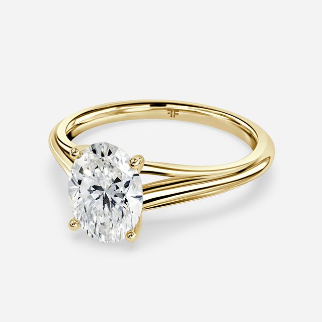 Olina Yellow Gold Modern Engagement Ring