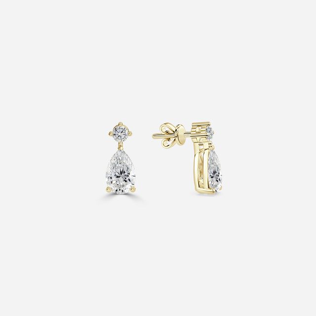 Drop Pear Diamond Earrings In Yellow Gold