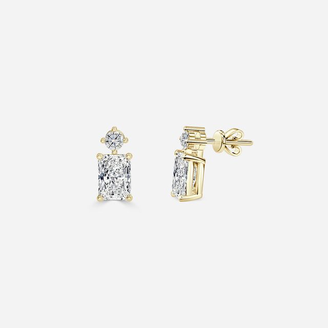 Drop Radiant Diamond Earrings In Yellow Gold