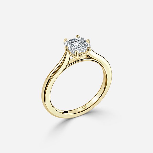 Rose Plain Engagement Ring In Yellow Gold