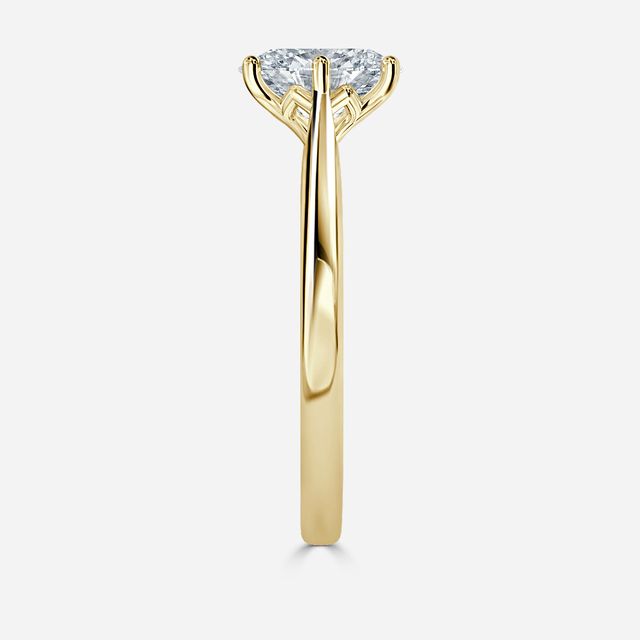 Rose Plain Engagement Ring In Yellow Gold