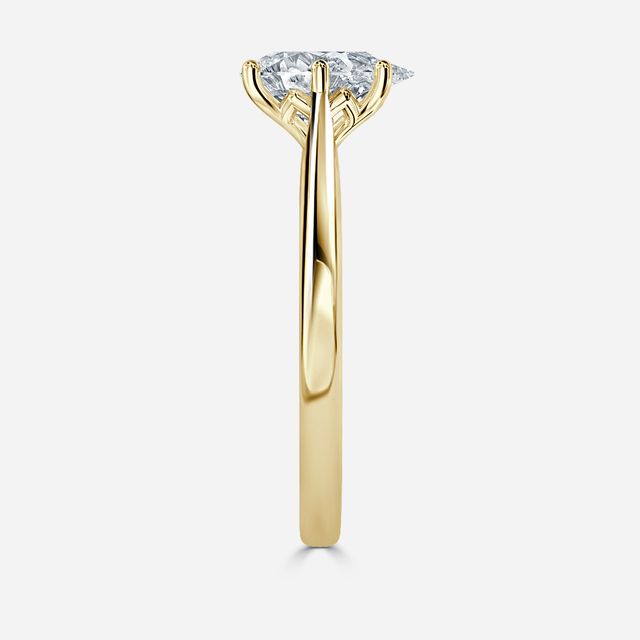 Rose Plain Engagement Ring In Yellow Gold