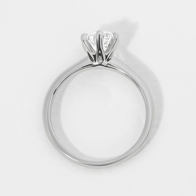 Round Diamond Solitaire Engagement Ring 0.90ct