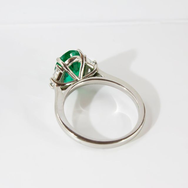 Oval Emerald Cut Trapezoid Trilogy 2.30ct