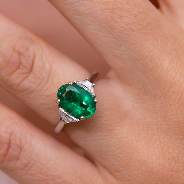 Oval Emerald Cut Trapezoid Trilogy 2.30ct