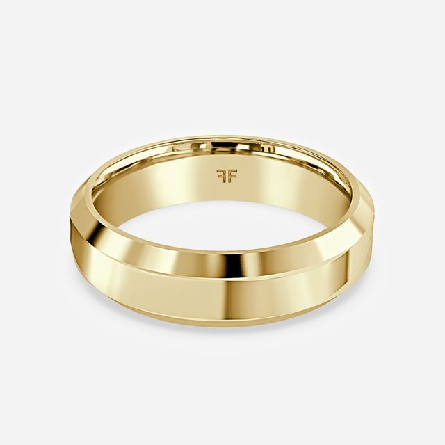 Maverick- Gents 5mm Yellow Gold Wedding Ring
