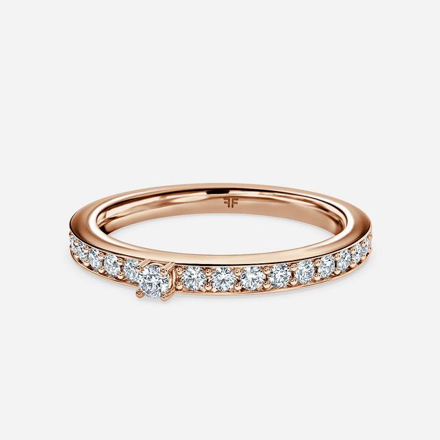 Round Cut Diamond Rose Gold Wedding Ring