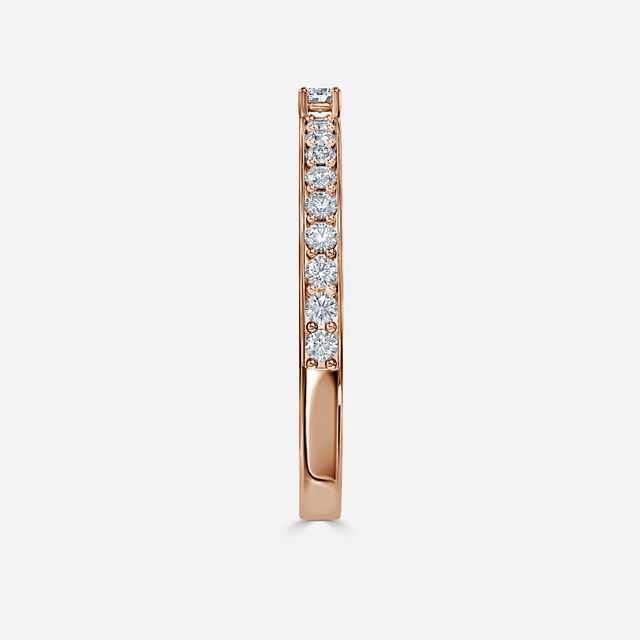Round Cut Diamond Rose Gold Wedding Ring