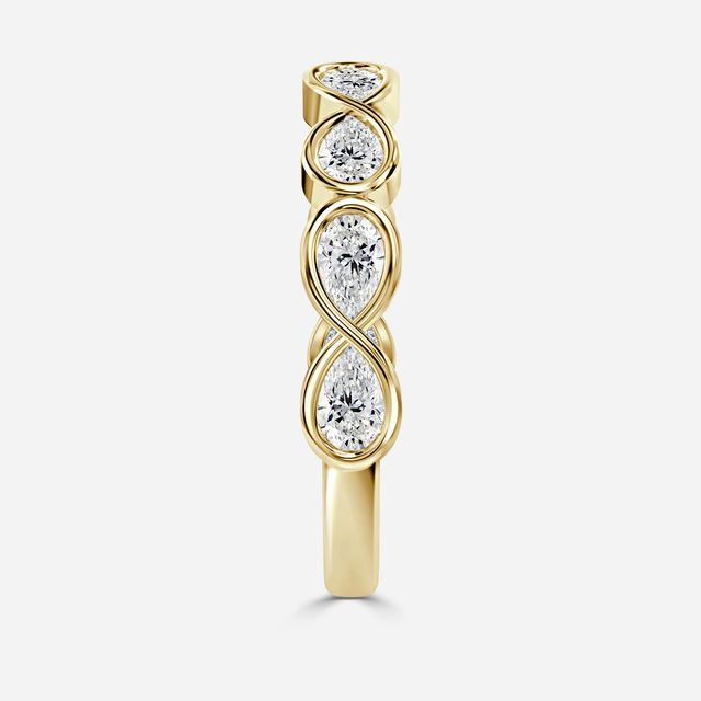 Pear Shaped Diamond Wedding Ring In Yellow Gold