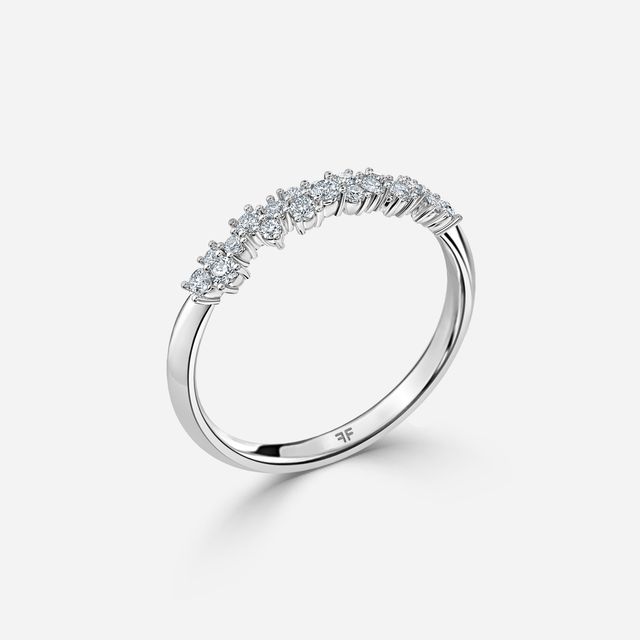 Floral Shared Claw Wedding Ring In Platinum