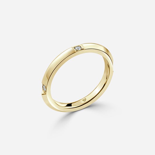 Knife Edge Diamond Wedding Ring In Yellow Gold