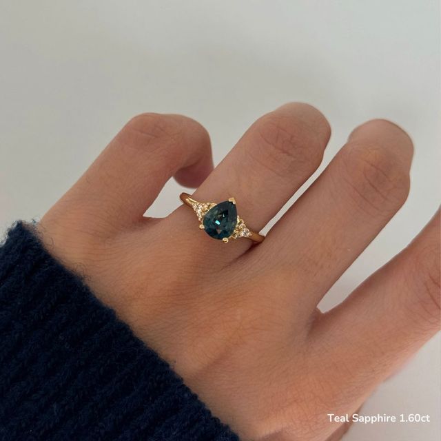 Francis Yellow Gold Engagement Ring